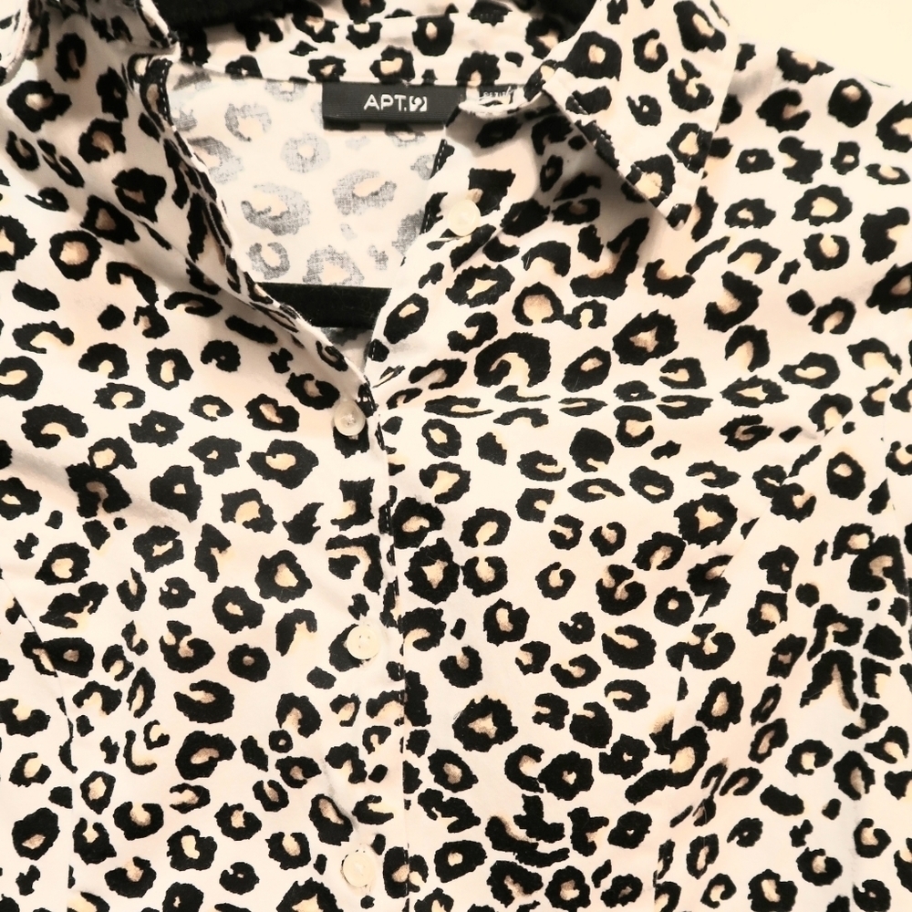 Leopard Button down Blouse - Picture 5 of 8